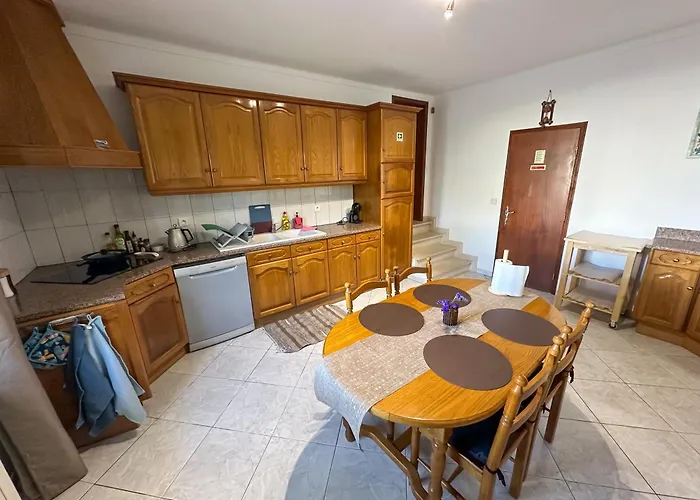 Polina Semesterbostad Leiria